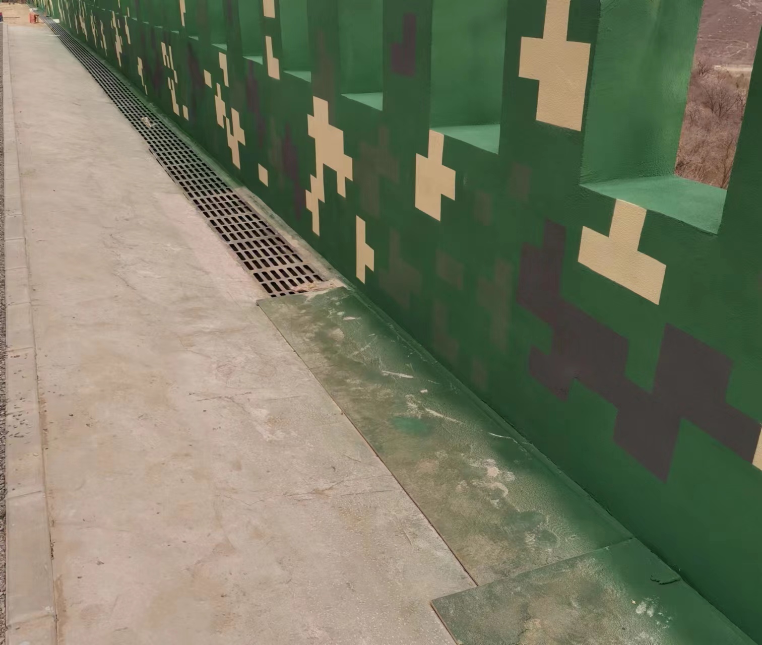 深圳围墙迷彩喷涂,数迷彩漆